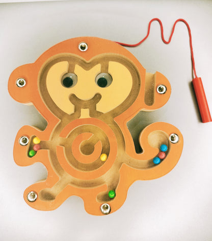 Magnetic Pen Driving Bead Maze